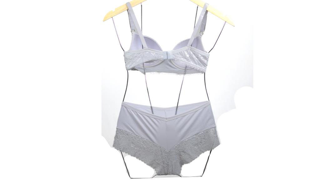 Conjunto Básico poliamida com renda alta branca