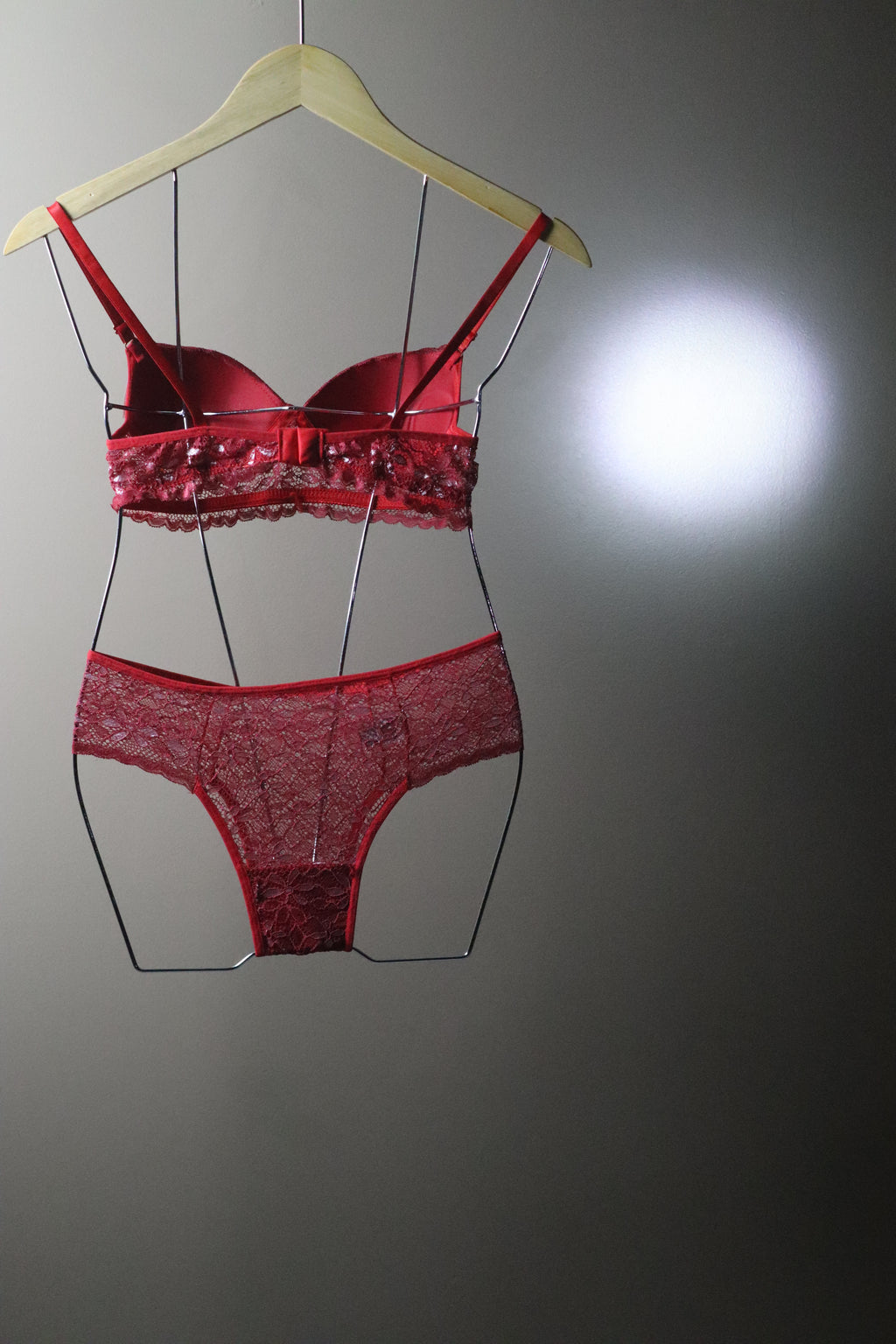 Conjunto Básico poliamida com renda Vermelha
