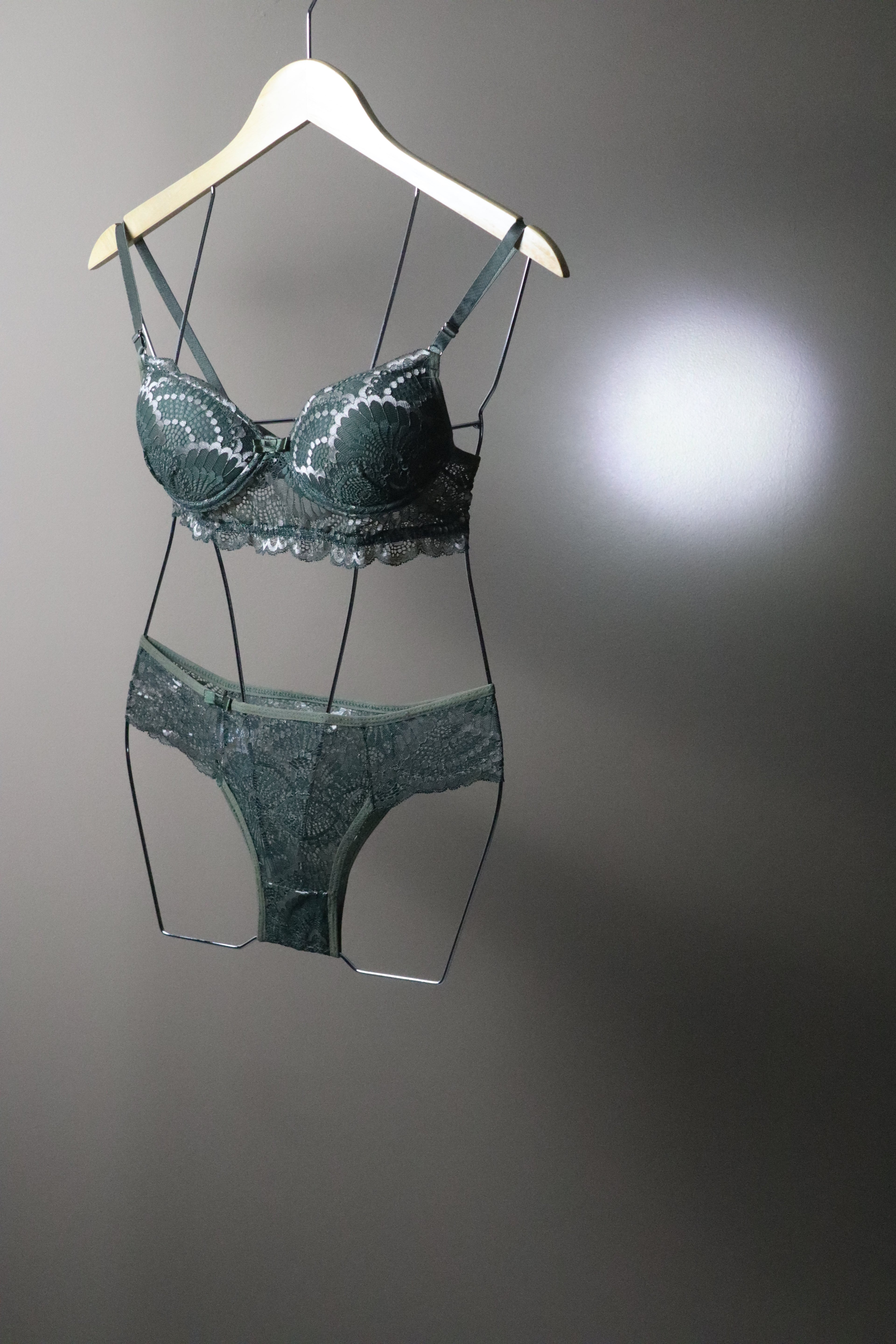 Conjunto Básico poliamida com renda Verde
