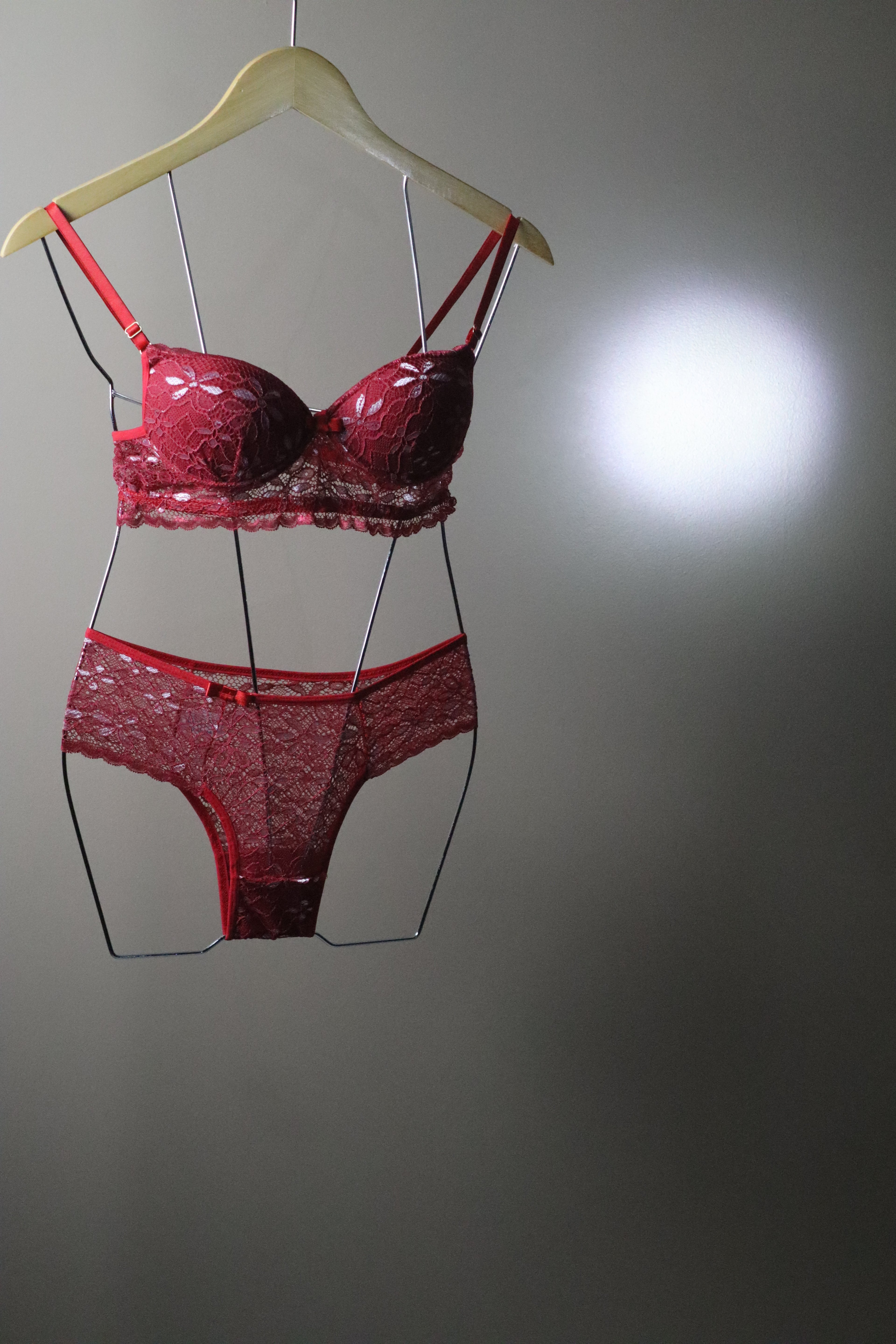 Conjunto Básico poliamida com renda Vermelha